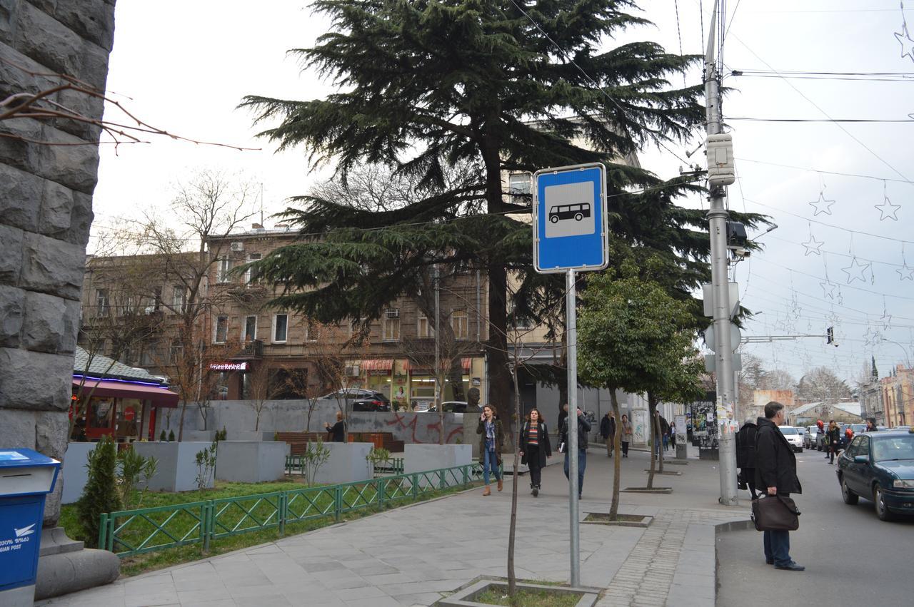 Amoun Hostel Tbilisi Exterior foto