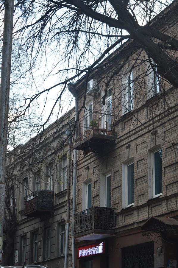 Amoun Hostel Tbilisi Exterior foto