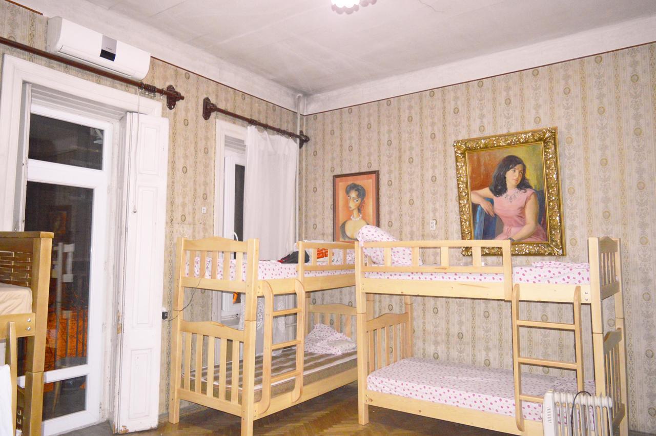 Amoun Hostel Tbilisi Exterior foto